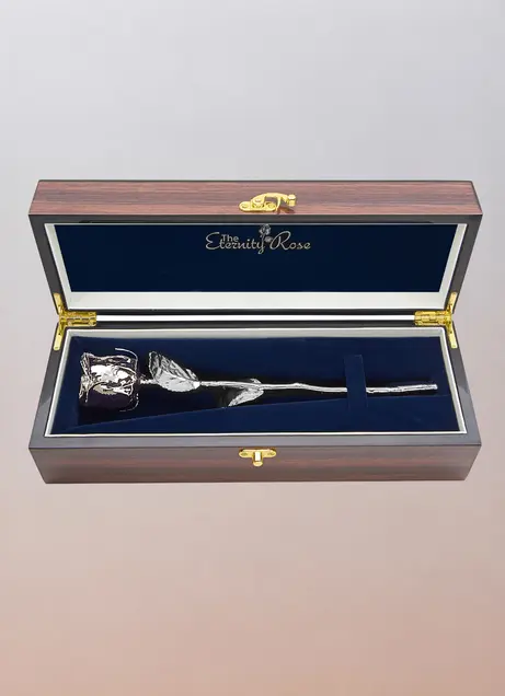 Precious finish rose